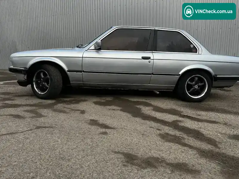 BMW 3 Series 1983, фото з оголошення 2 з 13, VIN WBAAK5102D9077414