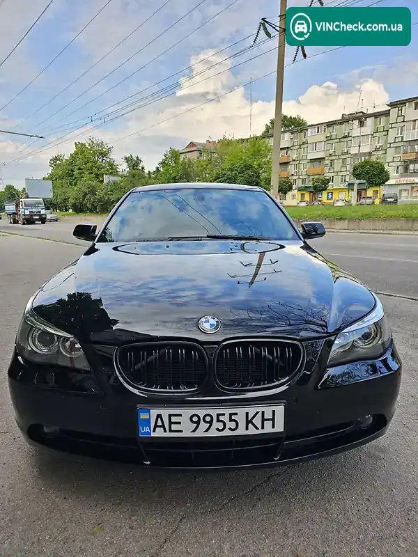 BMW 5 Series 2006, фото з оголошення 1 з 17, VIN WBANF71060CC76838