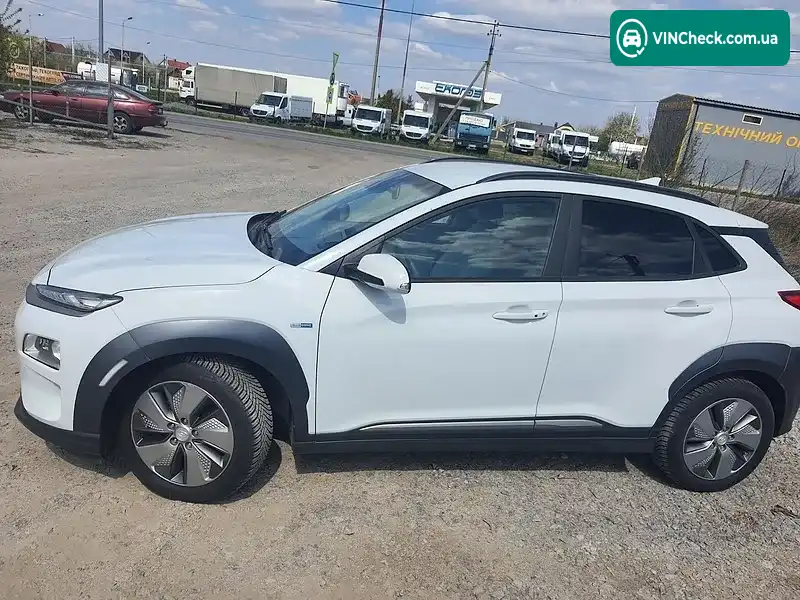 Hyundai Kona 2018, фото з оголошення 2 з 16, VIN KMHK581GFKU023096