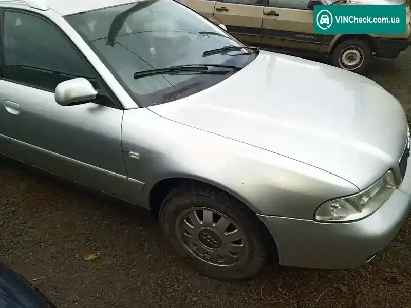 Audi A4 2000, фото з оголошення 2 з 8, VIN Y6DSA69YE9B013742