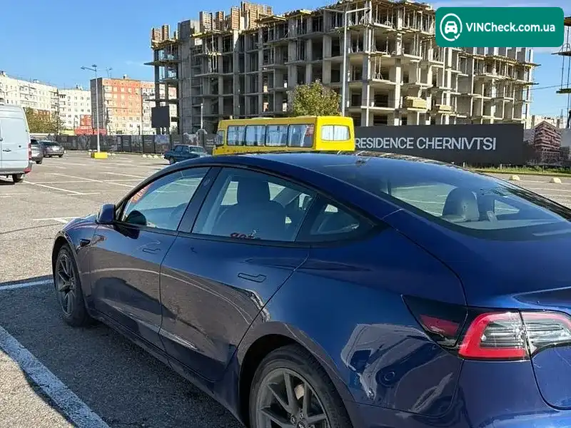Tesla Model 3 2021, фото з оголошення 2 з 4, VIN 5YJ3E1EB1MF939020