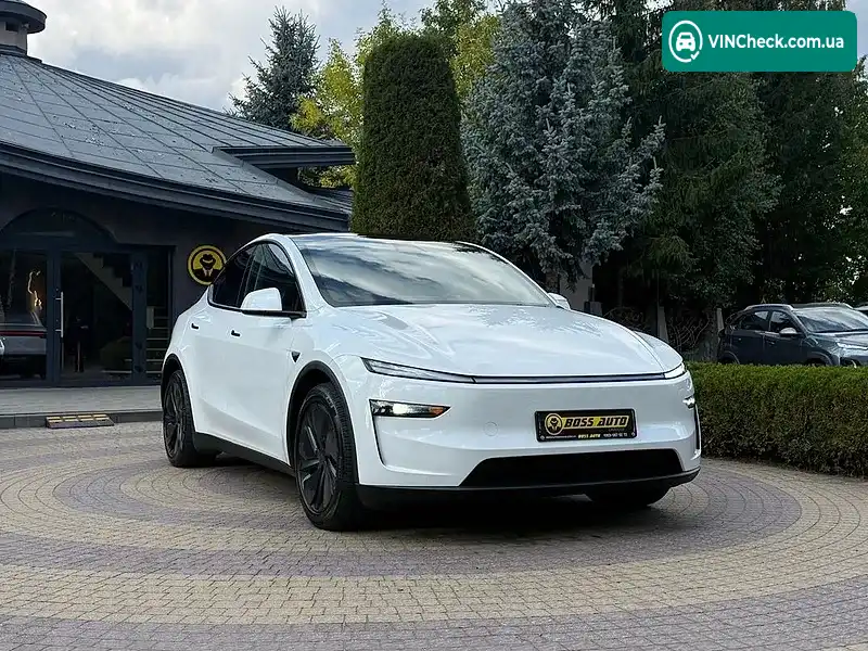 Tesla Model Y 2025, фото з оголошення 2 з 20, VIN 7SAYGDEE1TA390199