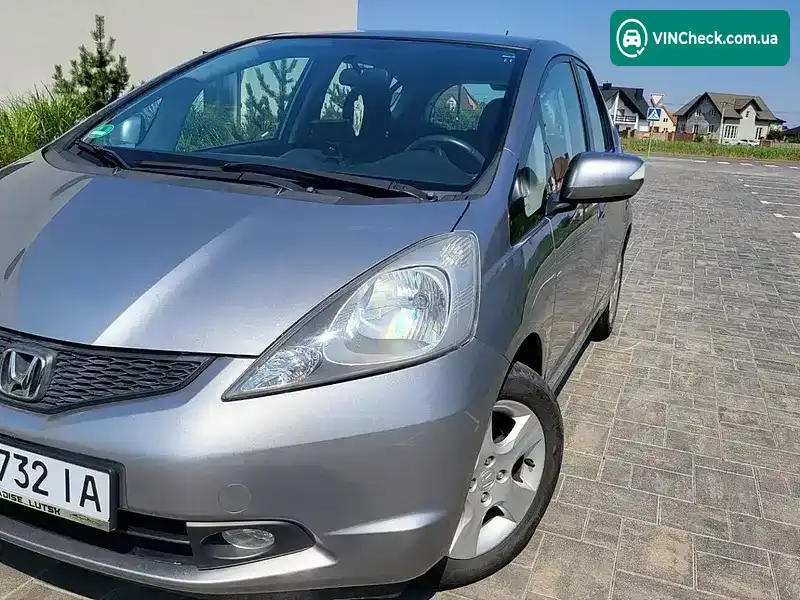 Honda Jazz 2010, фото з оголошення 2 з 19, VIN LUCGG3860B3201544