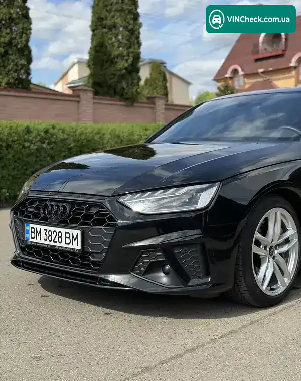 Audi A4 2022, фото з оголошення 2 з 21, VIN WAUEAAF48NN011502