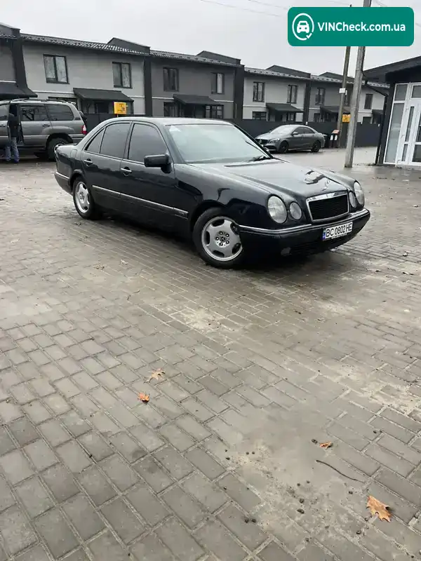 Mercedes-Benz E-Class 1998, фото з оголошення 2 з 21, VIN WDB1240901F138476