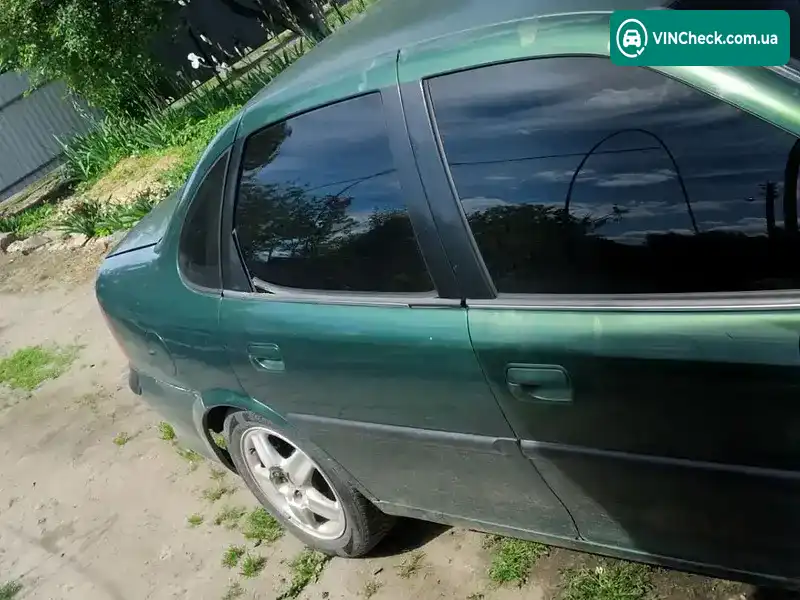 Opel Vectra 1996, фото з оголошення 2 з 7, VIN W0L000036T5040892