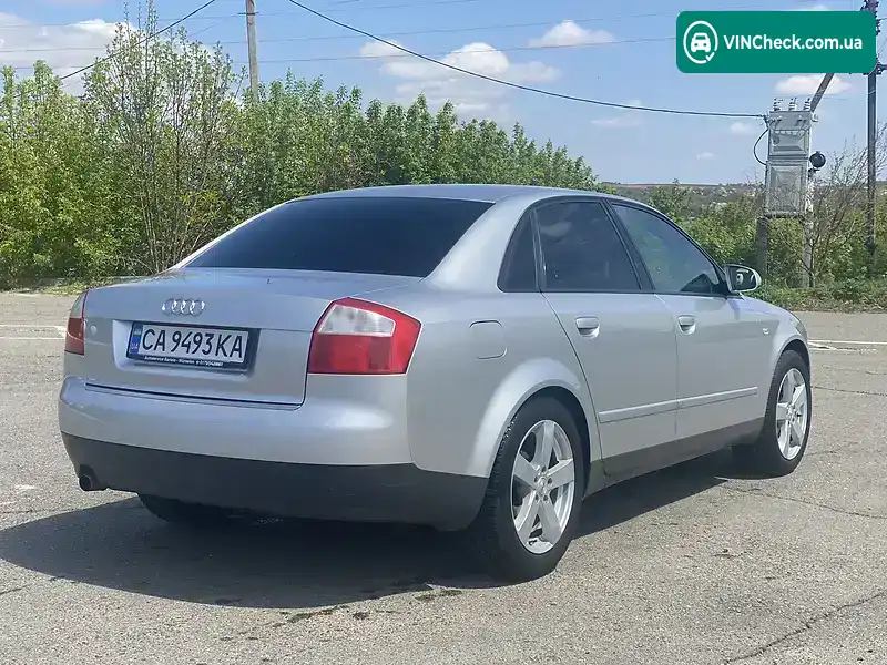 Audi A4 2001, фото з оголошення 2 з 12, VIN WAUZZZ8EX2A011065