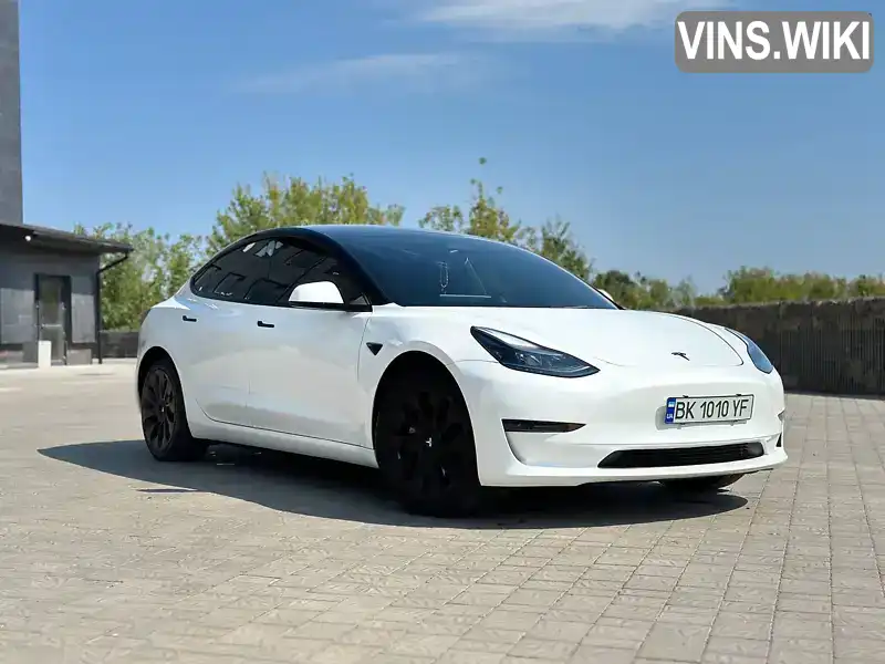 Tesla Model 3 2023, фото з оголошення 2 з 21, VIN 5YJ3E1EA7PF500383