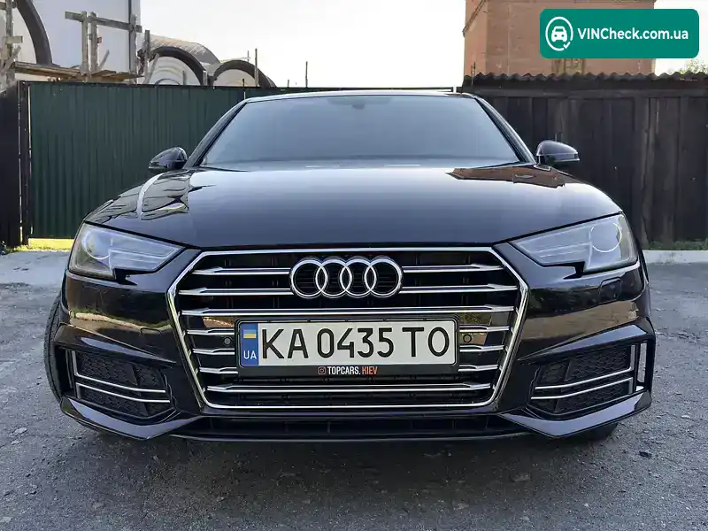 Audi A4 2018, фото з оголошення 1 з 21, VIN WAUANAF43JN012828