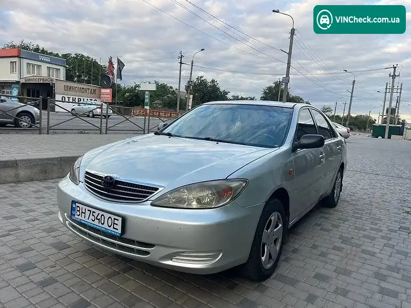 Toyota Camry 2002, фото з оголошення 2 з 9, VIN JTDBF30K300111507
