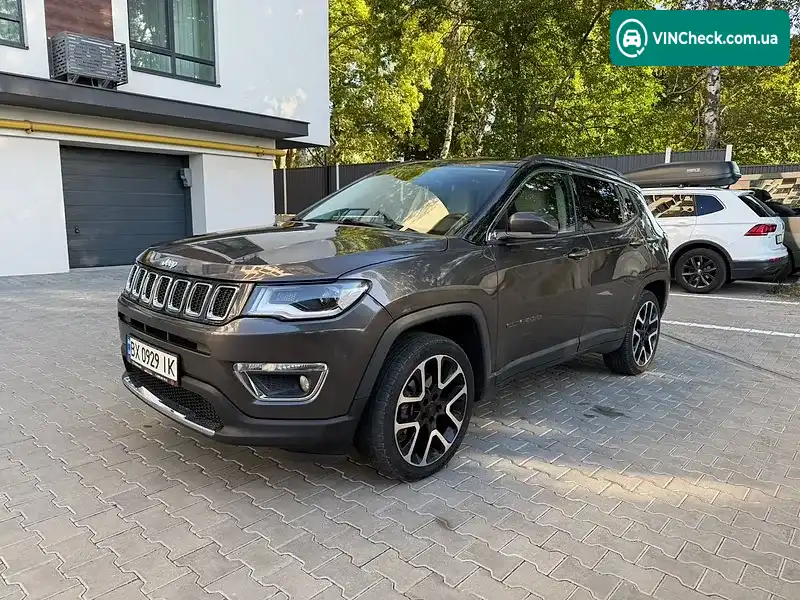 Jeep Compass 2018, фото з оголошення 1 з 18, VIN 3C4NJCCB7JT259669