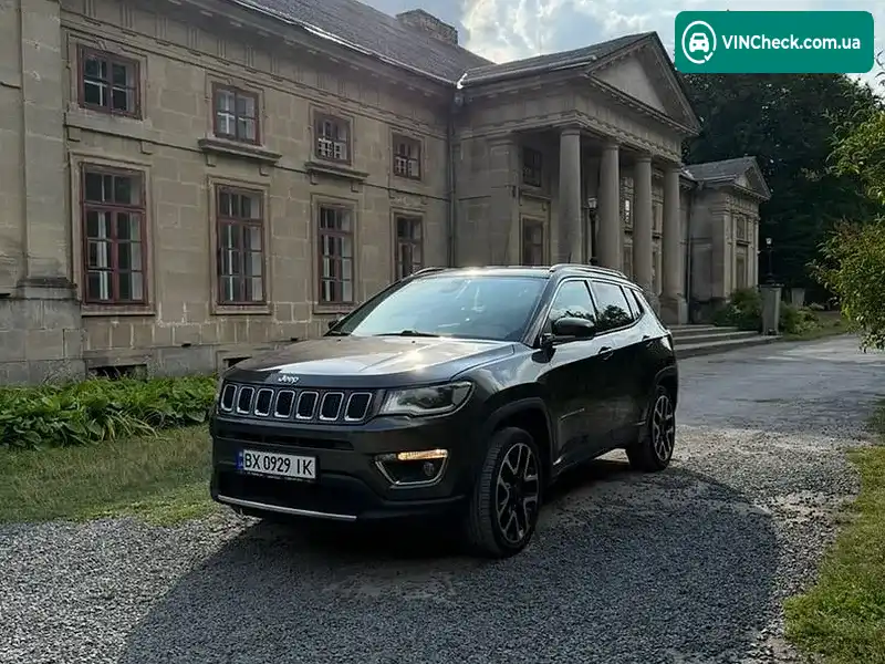 Jeep Compass 2018, фото з оголошення 2 з 18, VIN 3C4NJCCB7JT259669