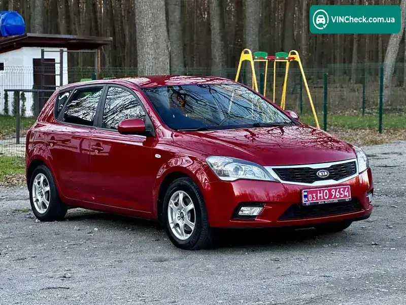 Kia Ceed 2010, фото з оголошення 2 з 20, VIN U5YHC512BAL223022
