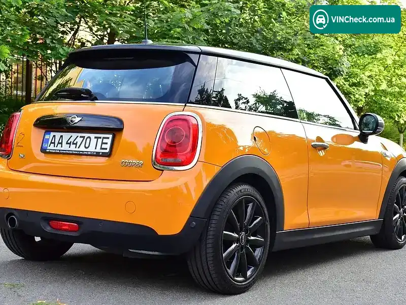 MINI Hatch 2017, фото з оголошення 2 з 18, VIN WMWXM510X02F39129