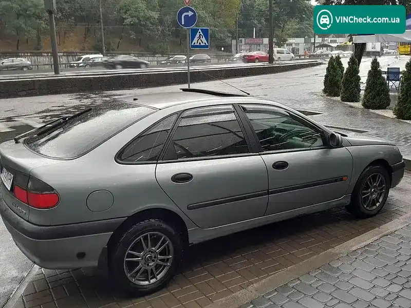 Renault Laguna 1997, фото з оголошення 1 з 12, VIN VF1B56L0216113242