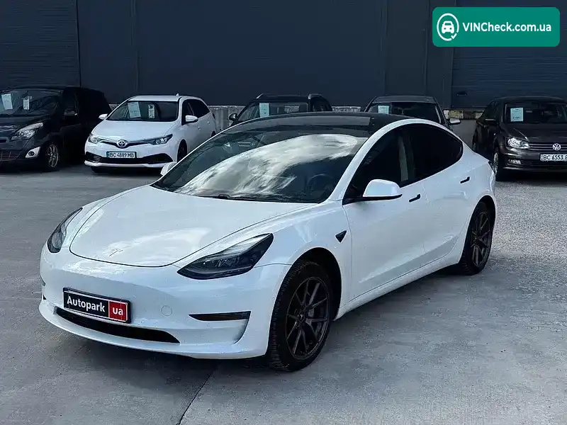 Tesla Model 3 2021, фото з оголошення 2 з 21, VIN 5YJ3E1EB4MF946642