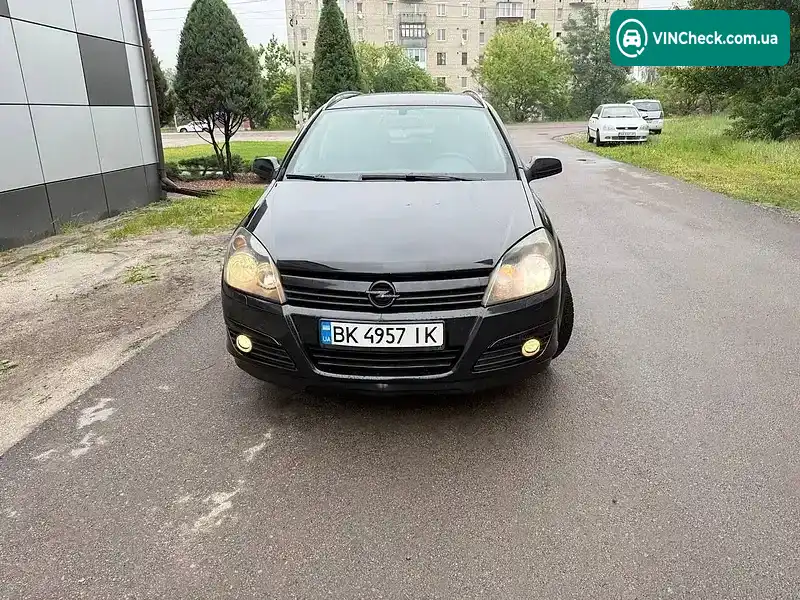 Opel Astra 2005, фото з оголошення 2 з 20, VIN W0L0AHL3555122150