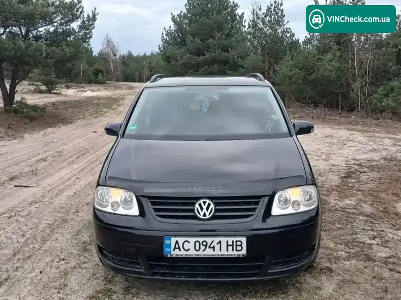 Volkswagen Touran 2003, фото з оголошення 1 з 10, VIN WVGZZZ1TZ4W081748