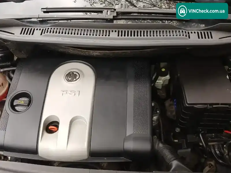 Volkswagen Touran 2003, фото з оголошення 2 з 10, VIN WVGZZZ1TZ4W081748