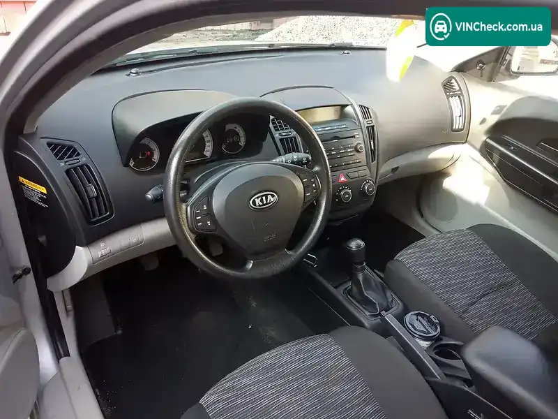 Kia Ceed 2007, фото з оголошення 2 з 6, VIN U5YFF52428L027044