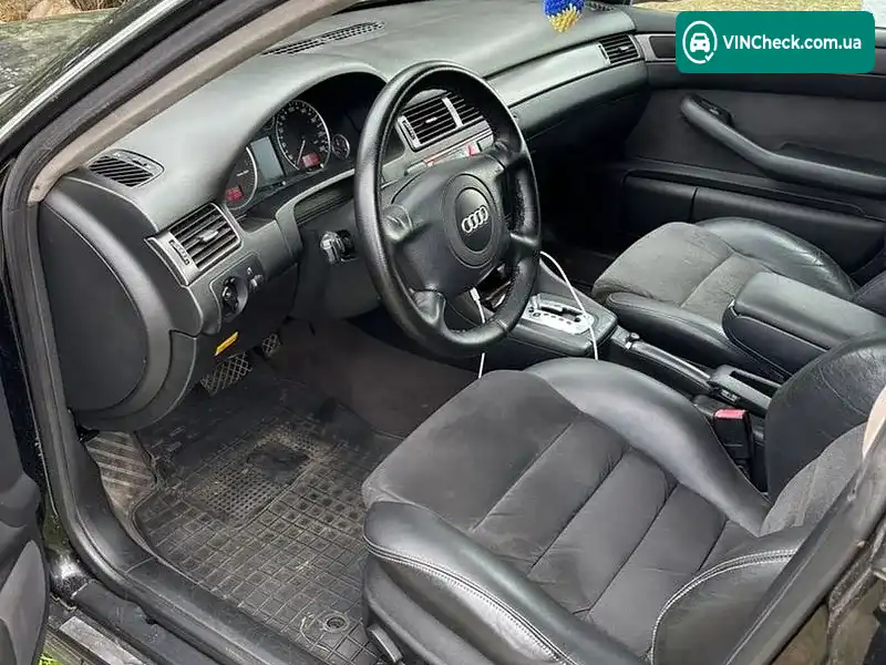 Audi A6 2002, фото з оголошення 1 з 8, VIN WAUZZZ4B03N004289