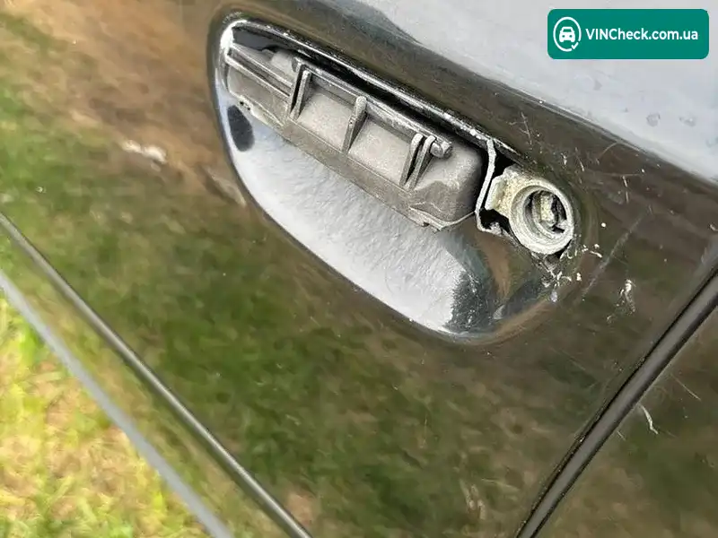 Audi A6 2002, фото з оголошення 2 з 8, VIN WAUZZZ4B03N004289