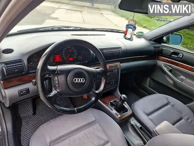 Audi A4 1999, фото з оголошення 2 з 12, VIN WAUZZZ8DZYA055211