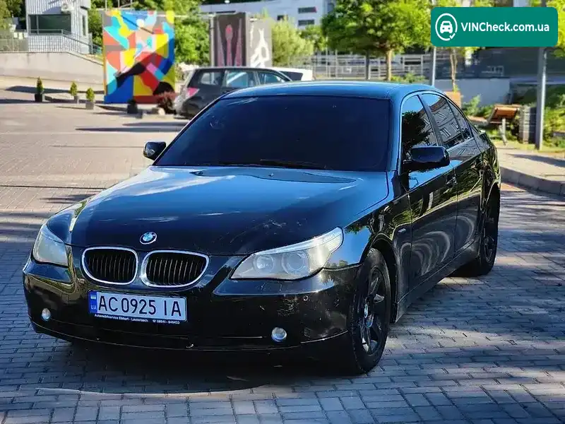 BMW 5 Series 2004, фото з оголошення 1 з 20, VIN WBANA31040B912716