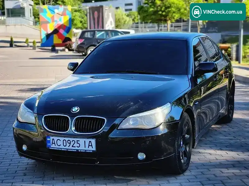 BMW 5 Series 2004, фото з оголошення 2 з 20, VIN WBANA31040B912716