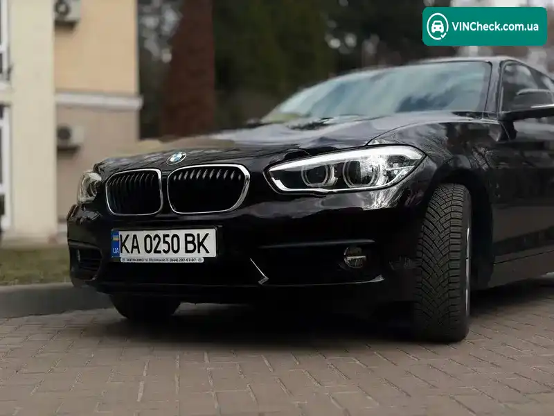 BMW 1 Series 2017, фото з оголошення 1 з 21, VIN WBA1R510907A42521
