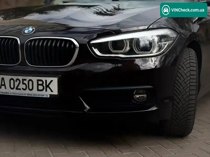 BMW 1 Series 2017, фото з оголошення 2 з 21, VIN WBA1R510907A42521