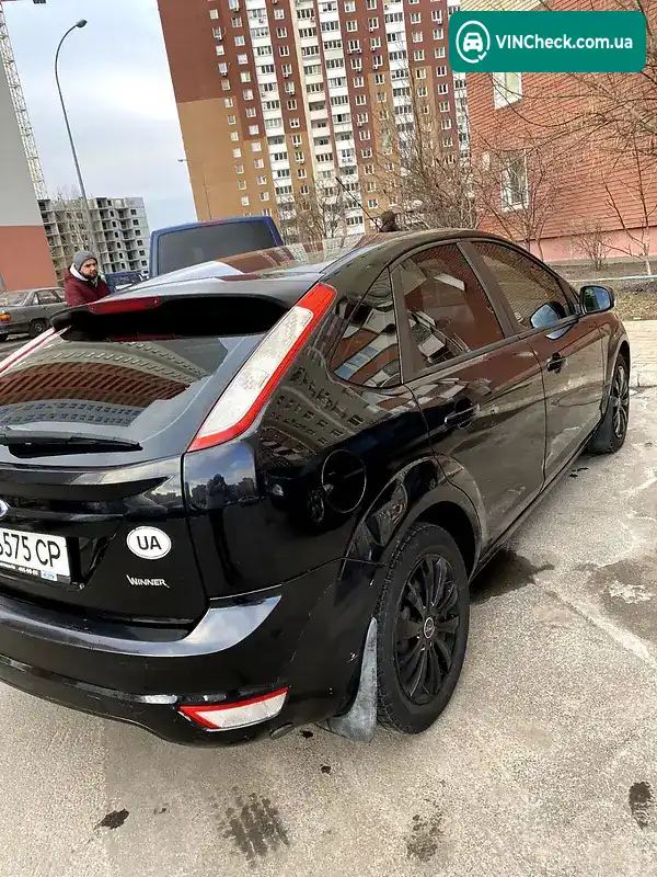 Ford Focus 2010, фото з оголошення 2 з 18, VIN WF0PXXGCDPAS19551
