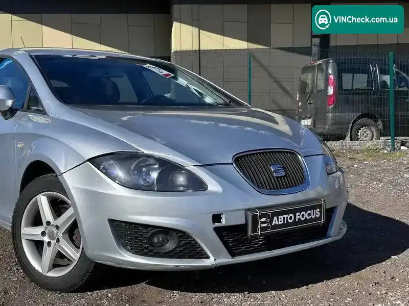 SEAT Leon 2010, фото з оголошення 2 з 21, VIN VSSZZZ1PZBR036736