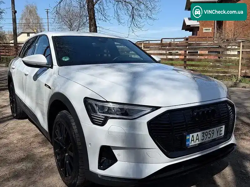 Audi e-tron 2021, фото з оголошення 2 з 10, VIN WAUZZZGE1MB042820