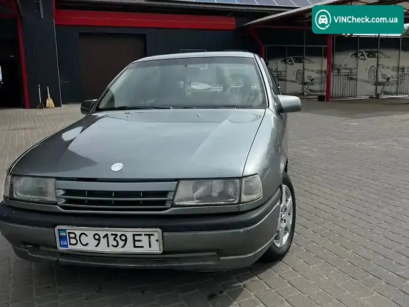 Opel Vectra 1992, фото з оголошення 2 з 18, VIN W0L000087NV156886