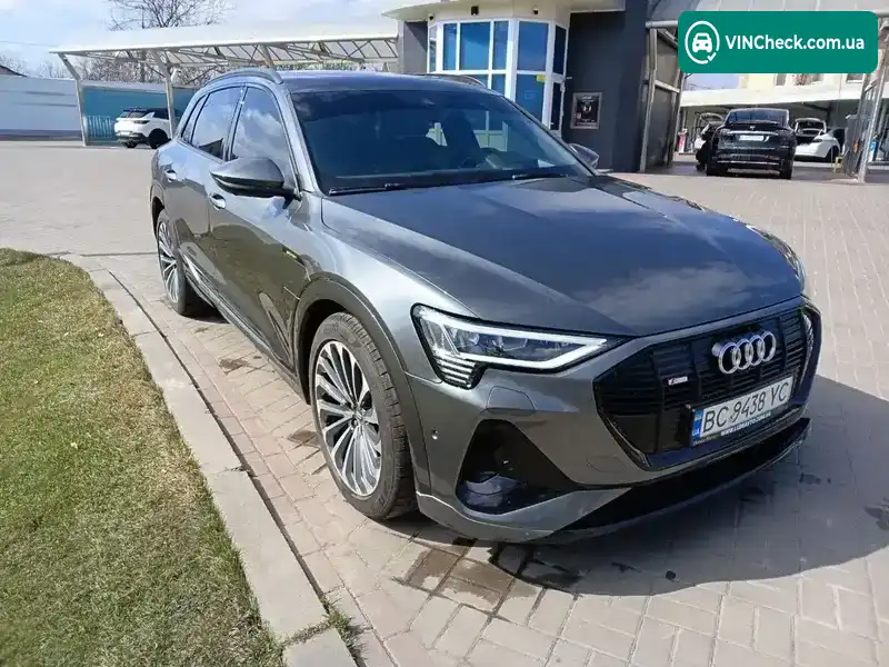 Audi e-tron 2020, фото з оголошення 1 з 20, VIN WAUZZZGE1LB039205