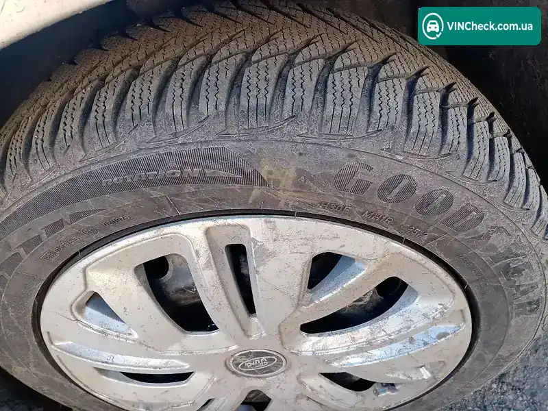 Ford Mondeo 2004, фото з оголошення 1 з 12, VIN WF04XXGBB44L43474