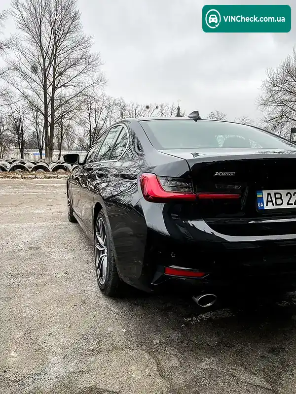 BMW 3 Series 2019, фото з оголошення 1 з 9, VIN 3MW5R7J06L8B10982