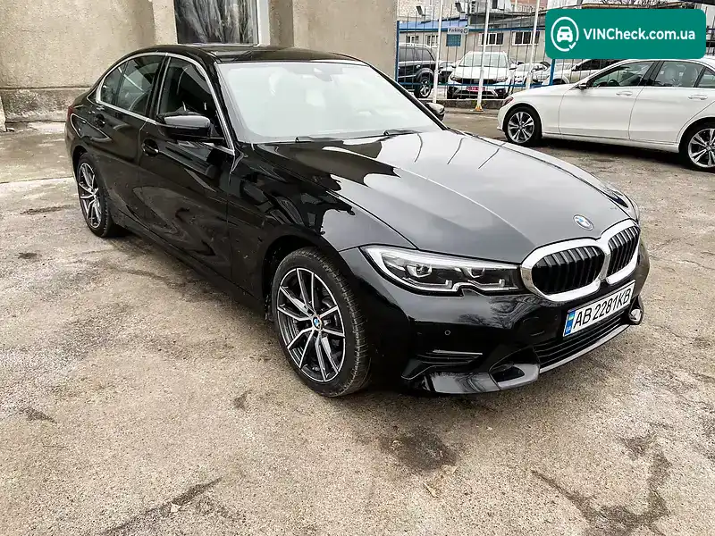 BMW 3 Series 2019, фото з оголошення 2 з 9, VIN 3MW5R7J06L8B10982