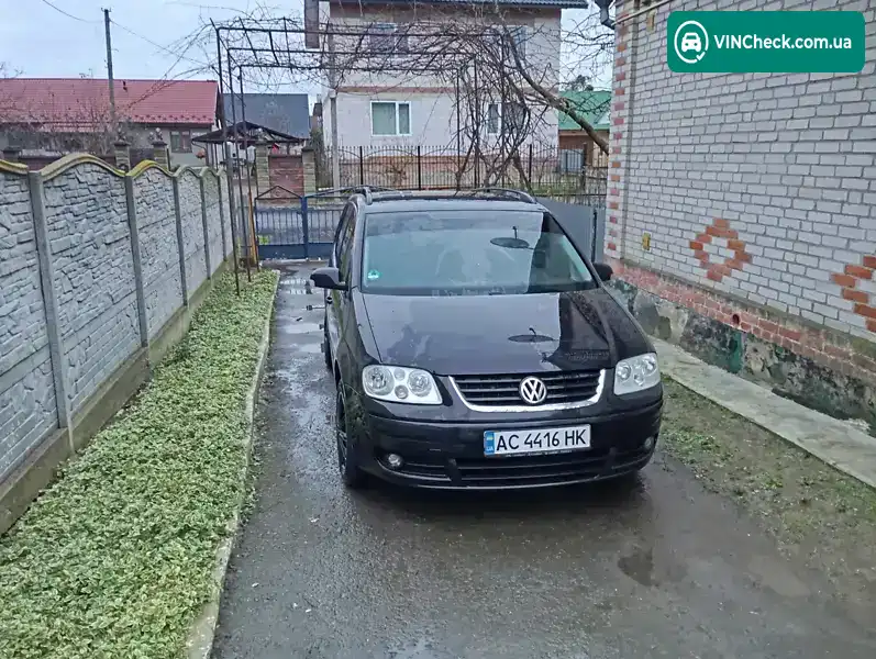 Volkswagen Touran 2004, фото з оголошення 2 з 20, VIN WVGZZZ1TZ4W134367