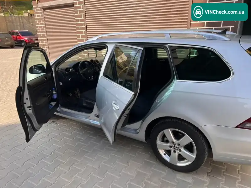 Volkswagen Golf 2012, фото з оголошення 2 з 20, VIN WVWZZZ1KZCM652572