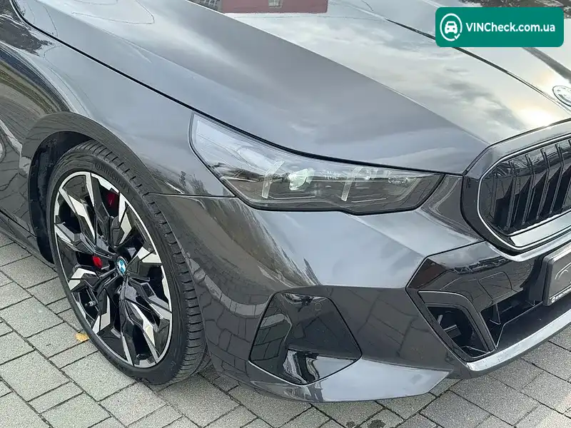 BMW 5 Series 2025, фото з оголошення 2 з 20, VIN WBA13FK05TCV66196