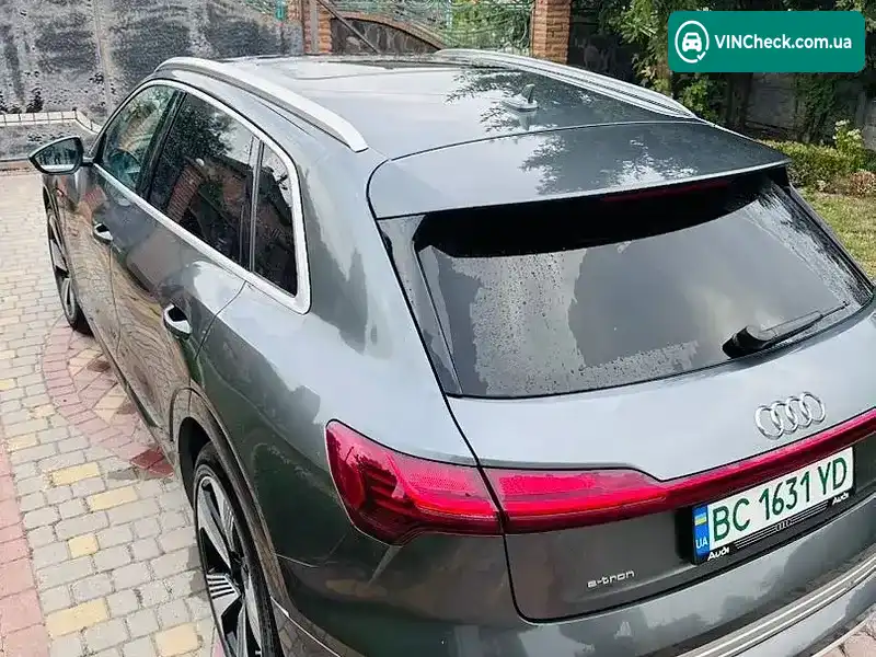 Audi e-tron 2019, фото з оголошення 2 з 21, VIN WA1VAAGE2KB005776