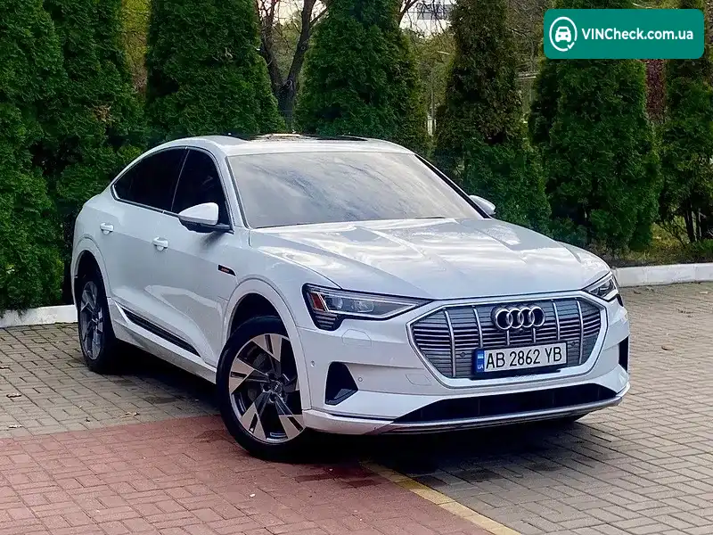 Audi e-tron Sportback 2020, фото з оголошення 2 з 18, VIN WA12ABGE5LB031931