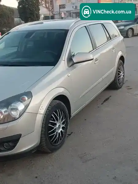 Opel Astra 2006, фото з оголошення 2 з 14, VIN W0L0AHL3572090799