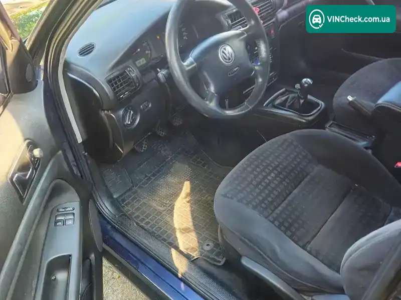 Volkswagen Passat 1998, фото з оголошення 2 з 8, VIN WVWZZZ3BZXP083308