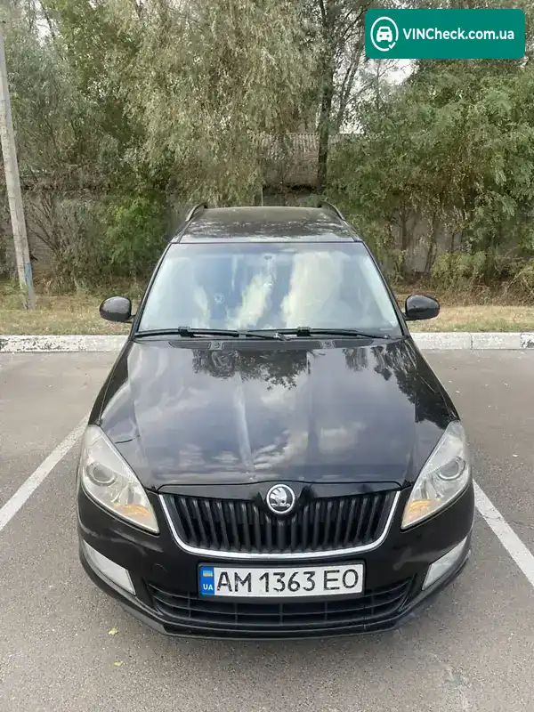 Skoda Roomster 2015, фото з оголошення 1 з 21, VIN TMBNL65J4F5024993