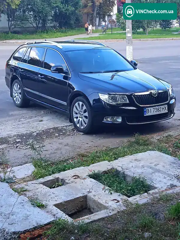 Skoda Superb 2010, фото з оголошення 1 з 21, VIN TMBJA73TXA9038333