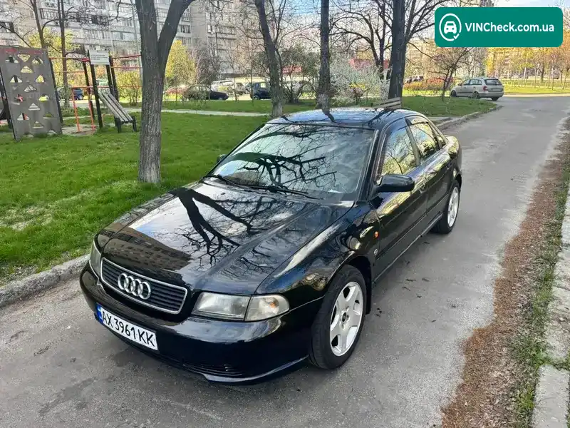 Audi A4 1996, фото з оголошення 1 з 20, VIN WAUZZZ8DZVA092650
