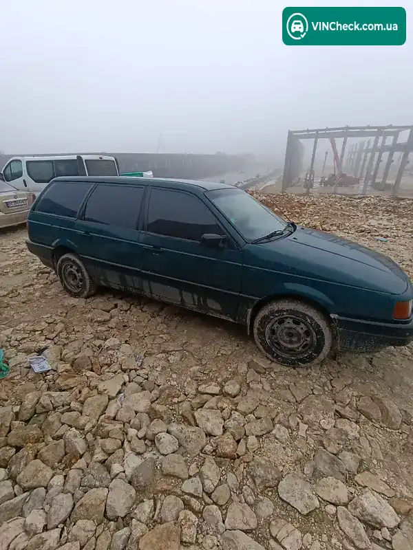 Volkswagen Passat 1988, фото з оголошення 1 з 14, VIN WVWZZZ31ZKE033213
